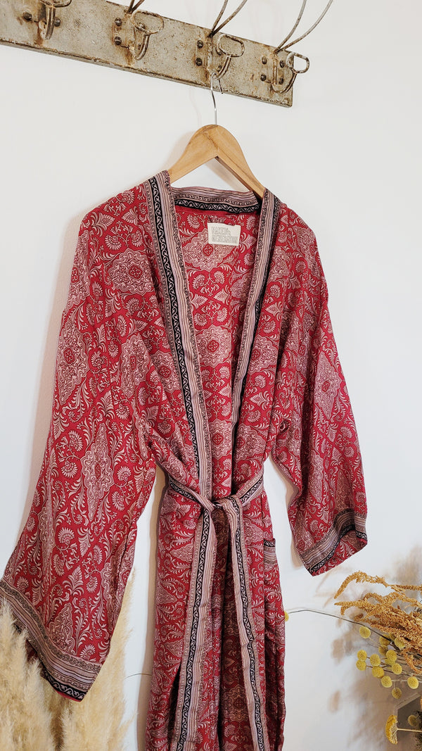 Vintage sari robe