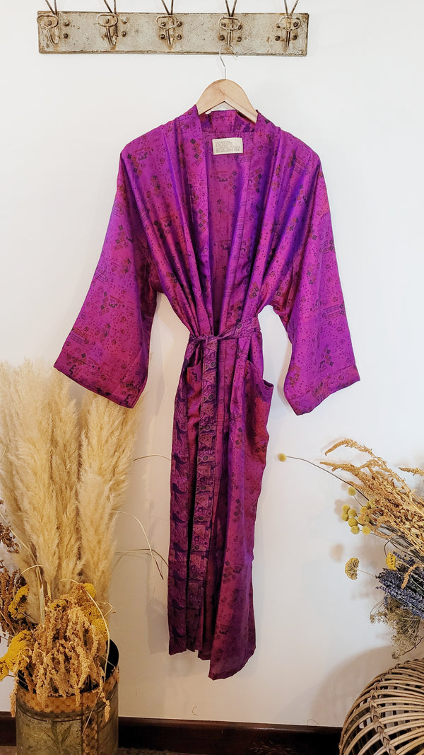 Vintage sari robe