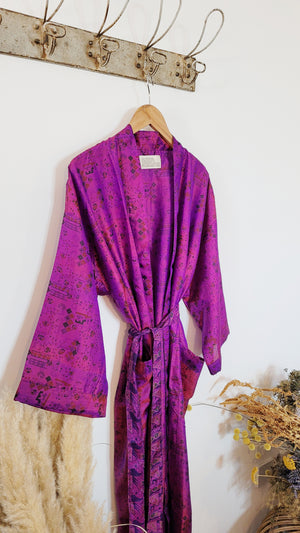 Vintage sari robe